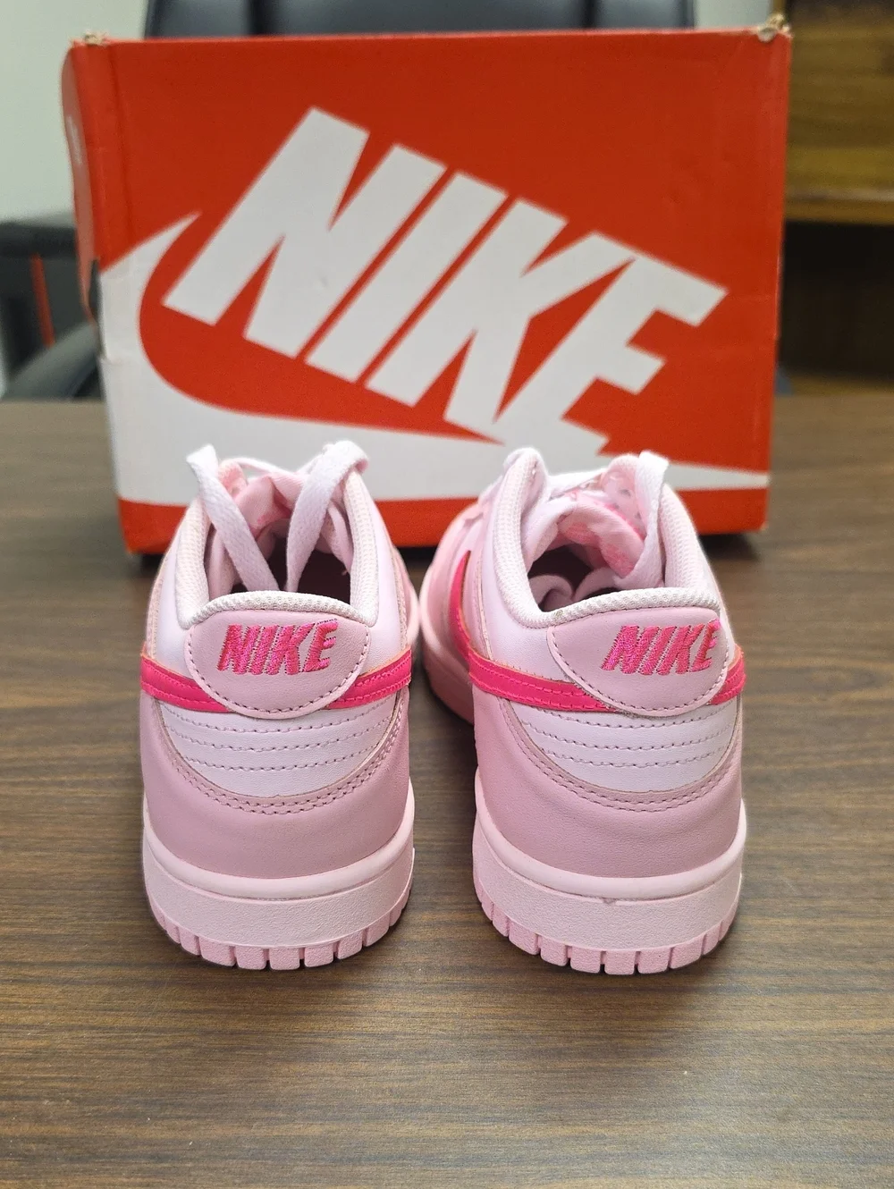 Nike Dunk Low GS (2022) Triple Pink DH9765-600 Women's 8.5 New